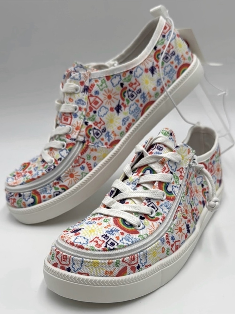 NWT BILLY Footwear LowTop Sneakers Big Girl White with Rainbow House Print